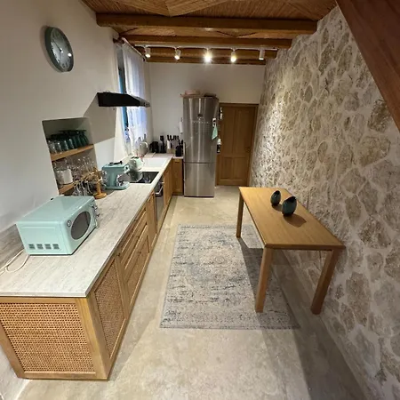 Сasa de vacaciones Aetheria Traditional House 2 *