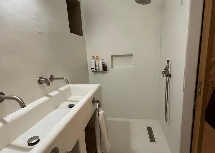 Aetheria Traditional House 2